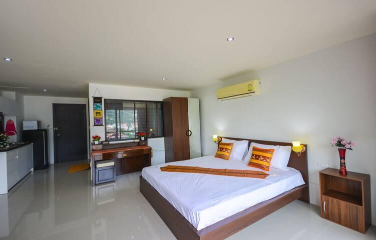 BeststayPhuket Pool / Mountain View Condo 45m23