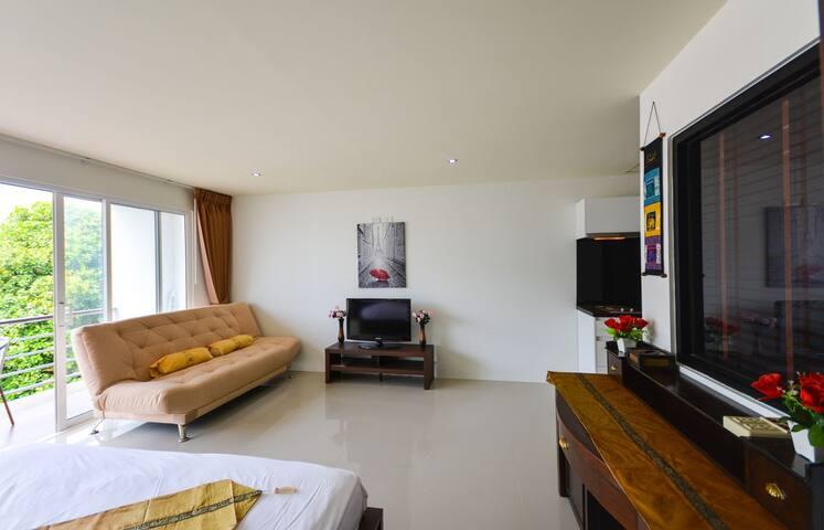BeststayPhuket Pool / Mountain View Condo 45m25