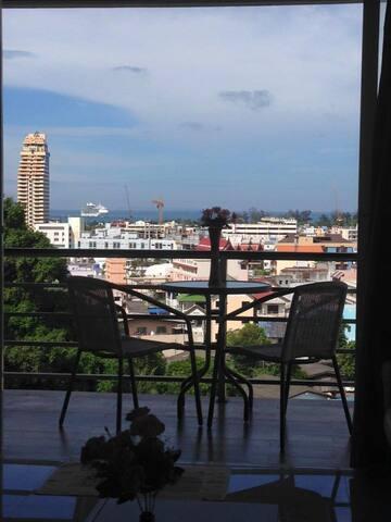 BeststayinPhuket 2 bedroom, 2 balconies Condo4